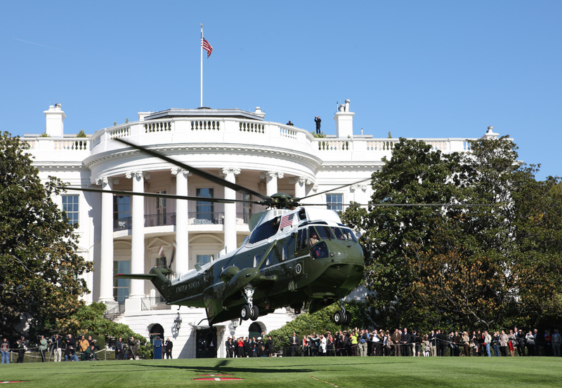 Illustration for article titled These Elite Military Helicopter Units Fly Washington's Power Players